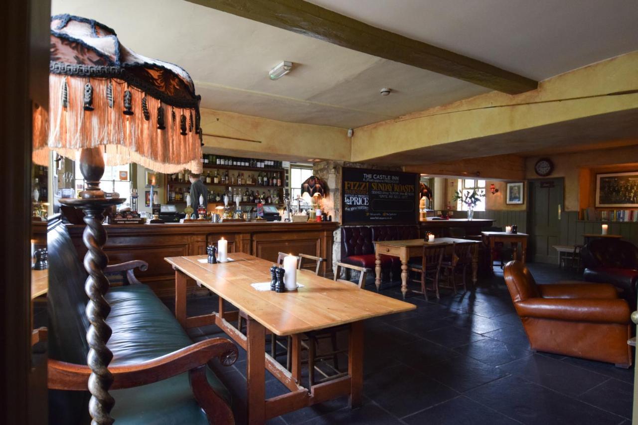 The Castle Inn Bradford-On-Avon Extérieur photo